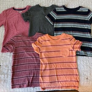 Lot of boys tees shirts 5T Cat & Jack Crazy 8